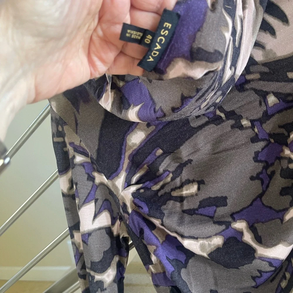 VINTAGE RARE ESCADA HOODED PURPLE DRESS - Picture 12 of 14